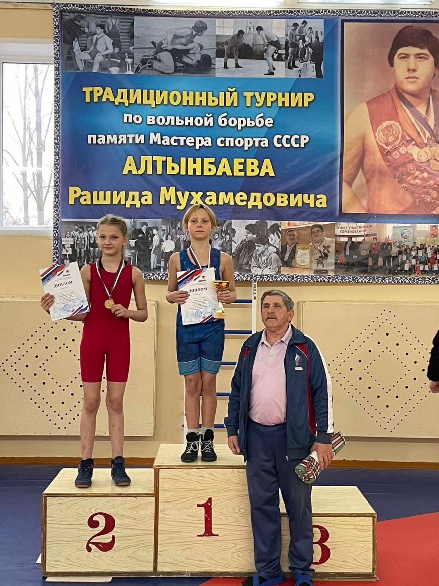 Наши девочки стали призерами турнира по вольной борьбе