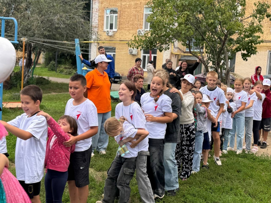 Здесь рождается дружба и команда!