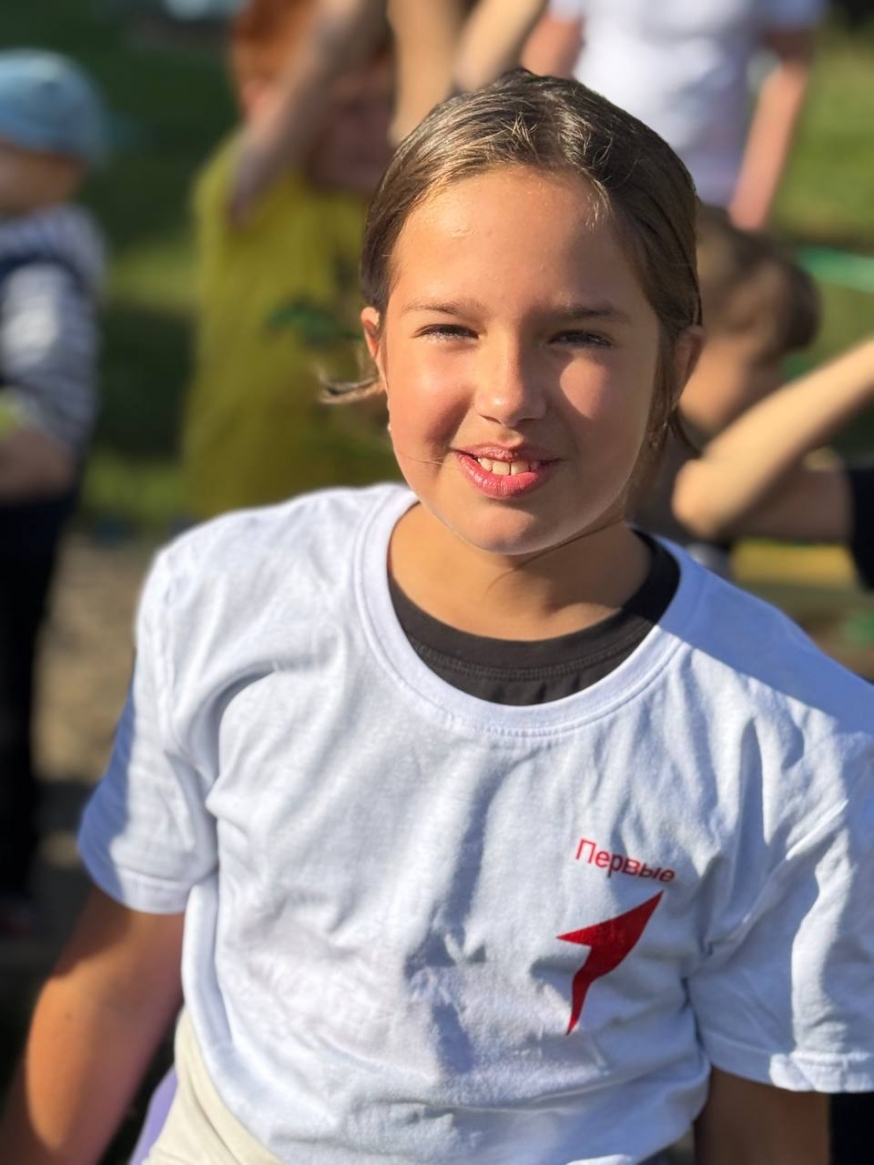 Во дворе кипит жизнь! Играем, дружим, побеждаем!