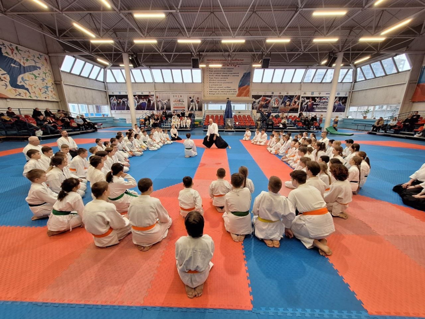 Наши спортсмены получили новые пояса