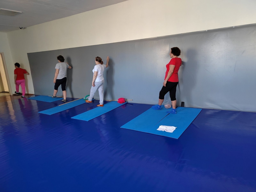 Продолжаем заниматься адаптивной физкультурой в нашем любимом спортклубе &laquo;Володарец&raquo;