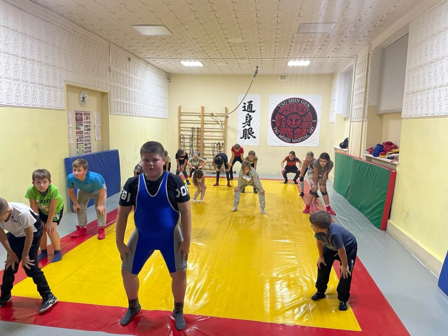 Занятия для детишек по вольной борьбе