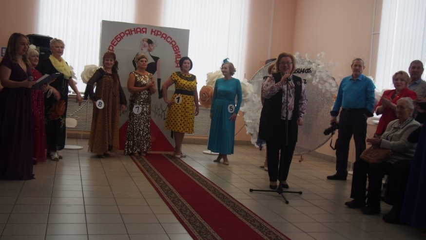 Вера Ханеева из клуба &laquo;В кругу друзей&raquo; заняла призовое место в конкурсе &laquo;Серебряная красавица&raquo;