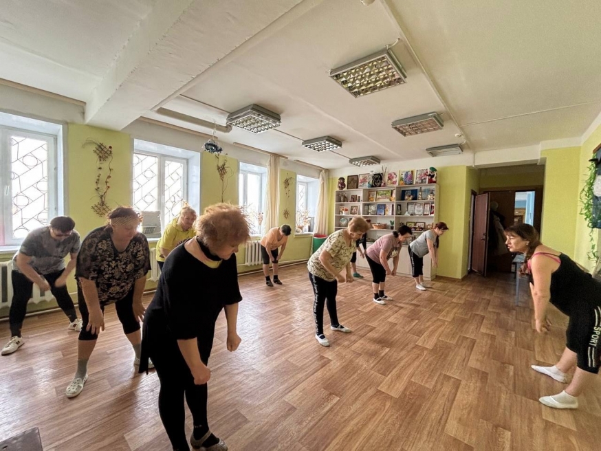 В нашем клубе «В кругу друзей» продолжаются занятия по дыхательной гимнастике и музыкальным разминкам