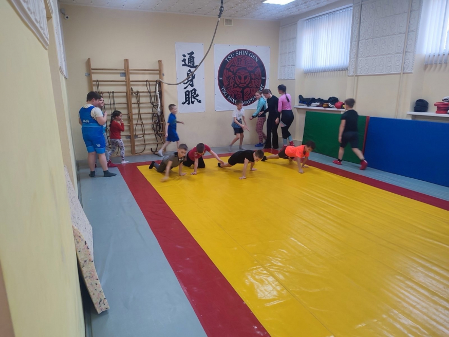 Вольная борьба для детишек Нижней террасы