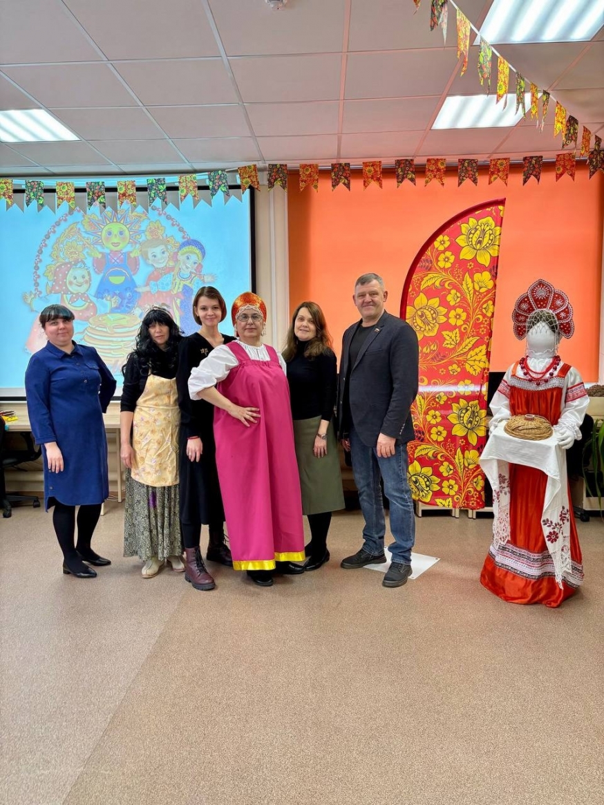 С праздником Масленицы!