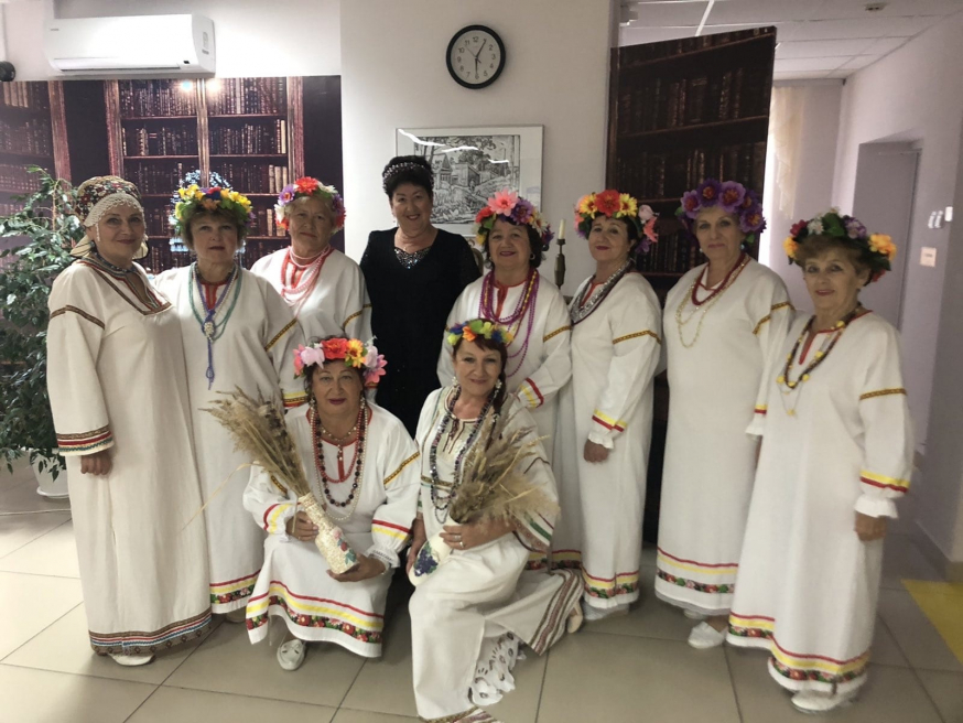 Клуб ТОС &laquo;Володарец&raquo; &laquo;В кругу друзей&raquo; выступают в санатории &laquo;Серебряный рассвет&raquo;