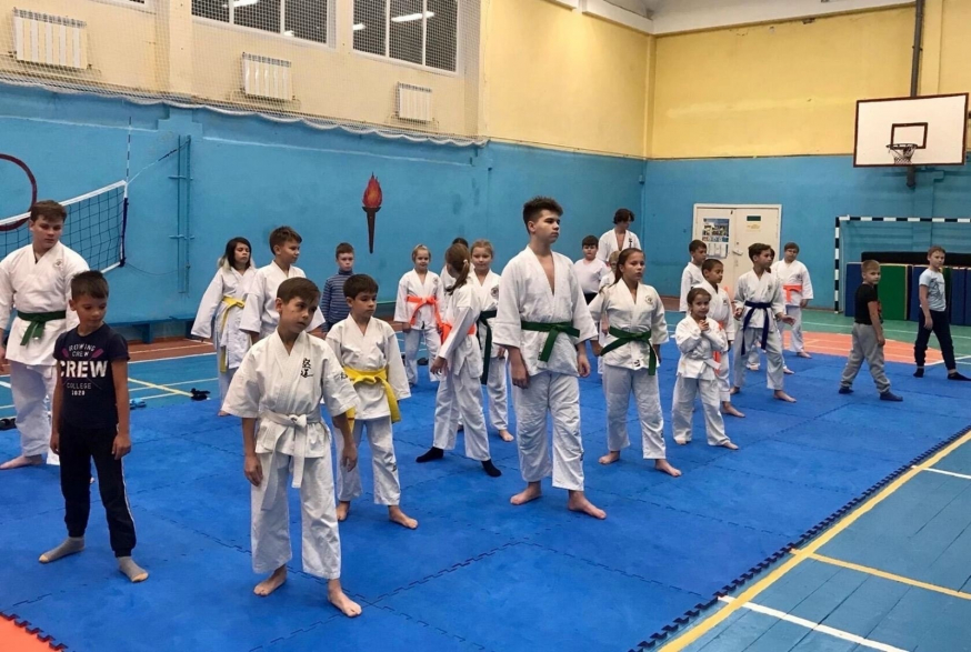 Занятия по айкидо в спортклубе "Володарец"