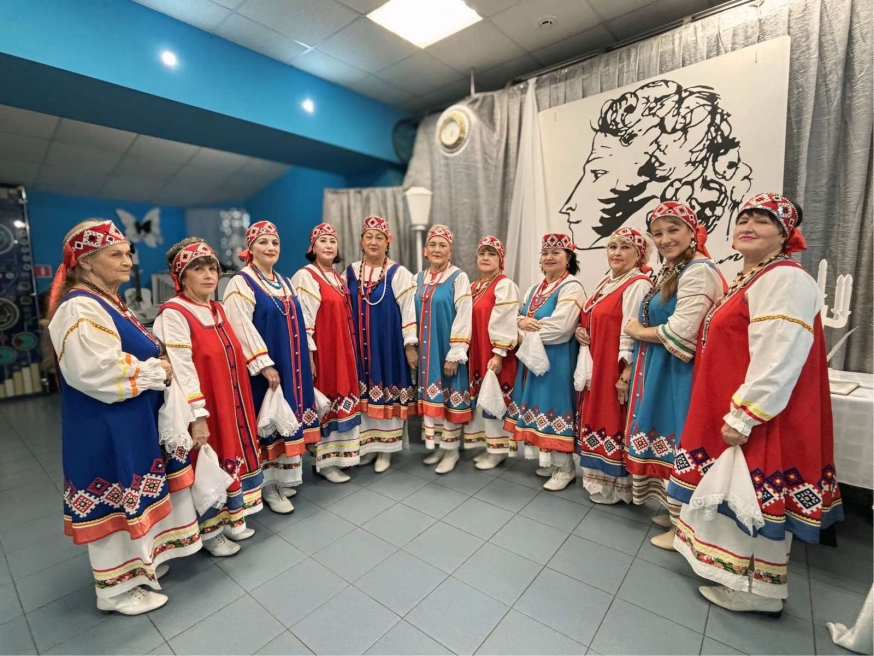 В ДК "Руслан" состоялся яркий городской фестиваль &laquo;Золотая пора&raquo;