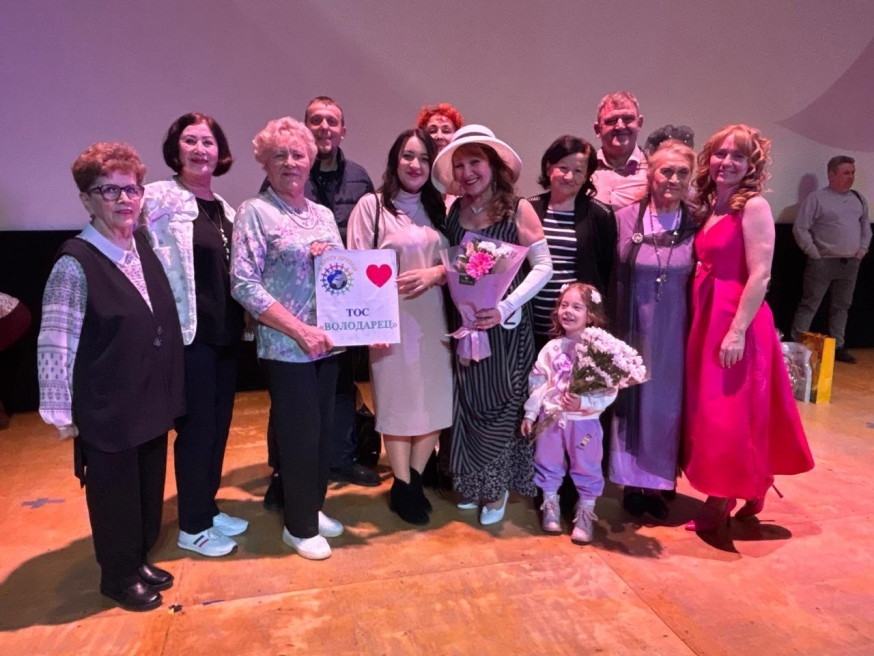 ТОС &laquo;Володарец&raquo; принял участие в IV городском конкурсе красоты и таланта "Серебряная красавица" среди представительниц серебряного возраста