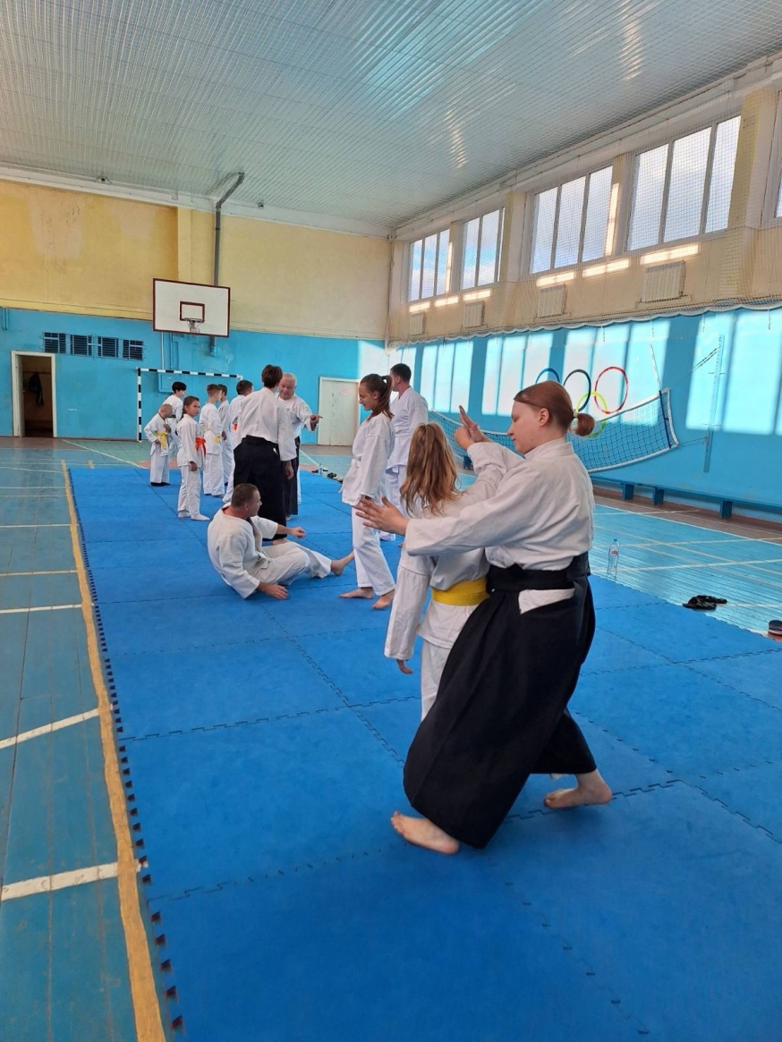 Приглашаем взрослый состав на совместную тренировку по айкидо! Полезно было всем: и детям и взрослым!